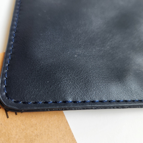 Savanna Genuine Leather Navy Wristlet Pouch Bag Zipper Soft New With Tags - Picture 6 of 15